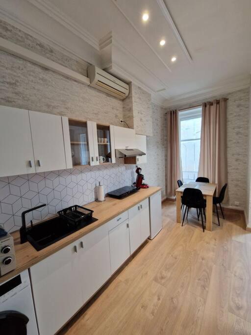 Appartement Au Coeur De La Ville Chalon-sur-Saône Εξωτερικό φωτογραφία
